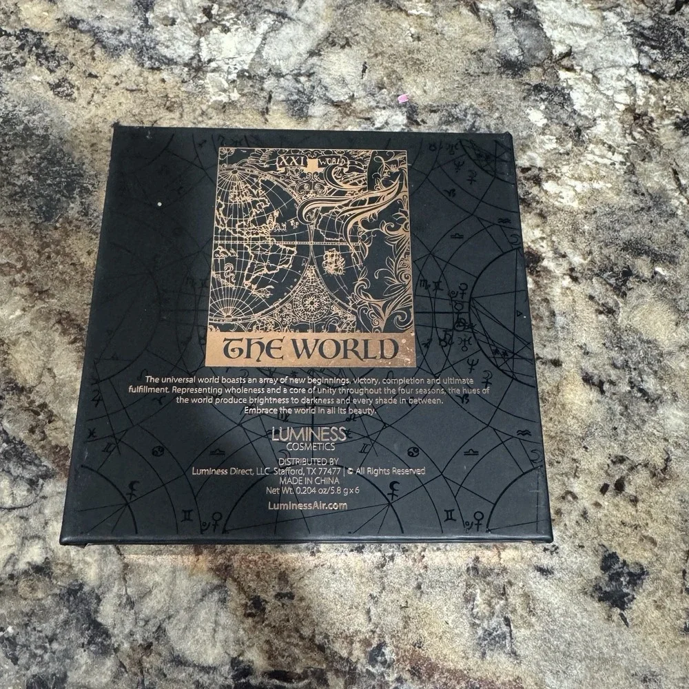 Luminess Cosmetics Eyeshadow Palette Tarot‎ Series The World